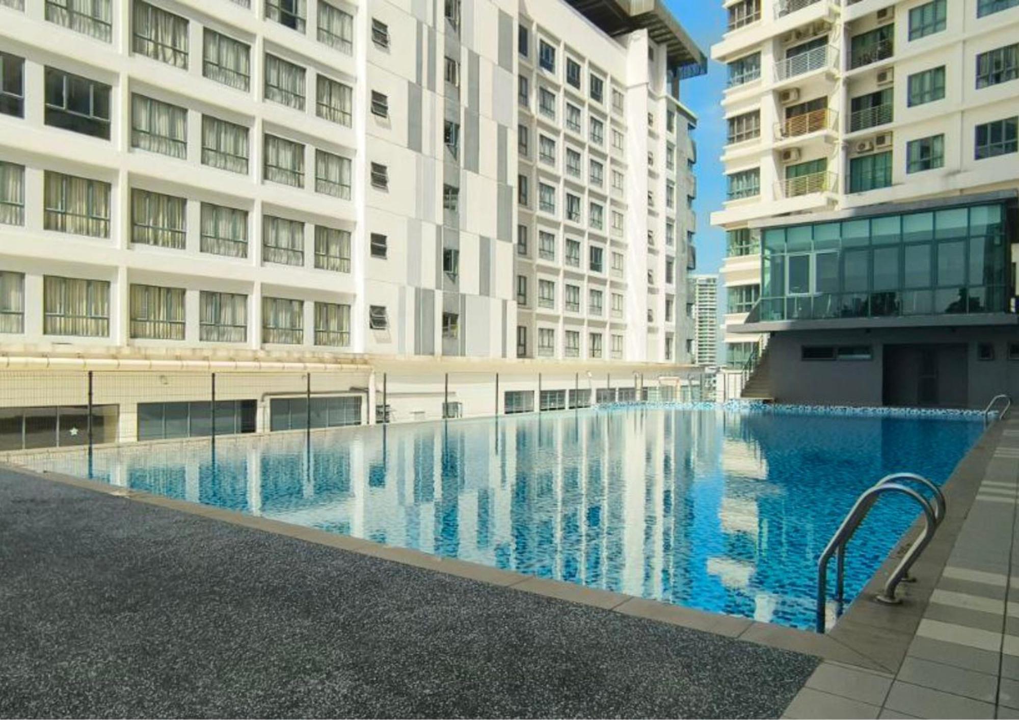 Cozy Park View Stay Above Dpulze Mall #Dp1 Cyberjaya Exterior photo